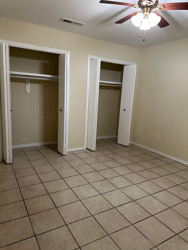 Photo - Wallen Bluff 4 Plex Unit 2