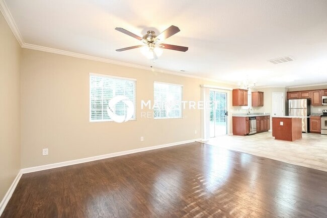 Photo - 4 Bedroom Pet-Friendly Home in Whitsett, NC with Main Street Renewal
