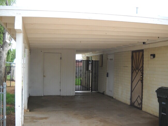 Photo - Cute House in Town