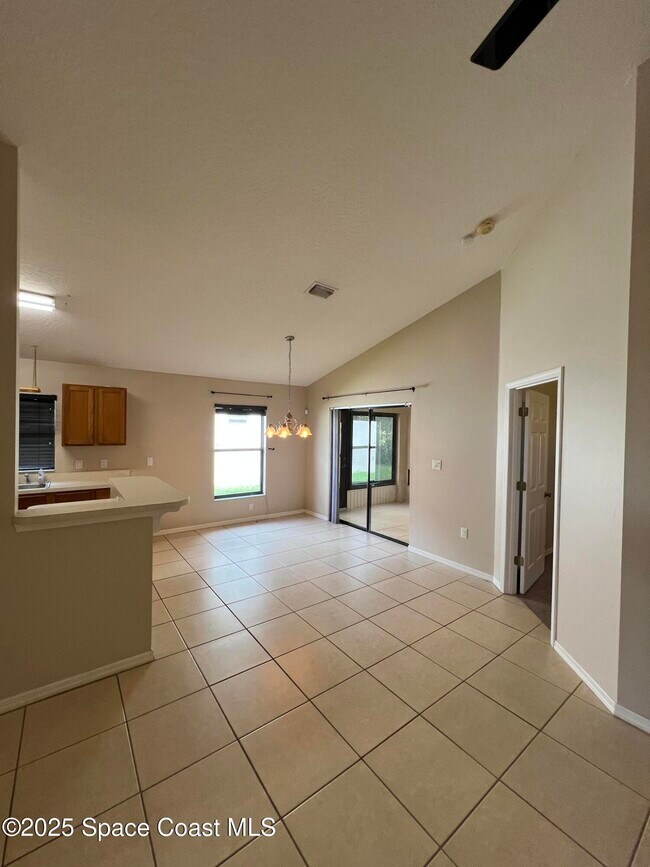 Photo - 2540 Alicia Ln