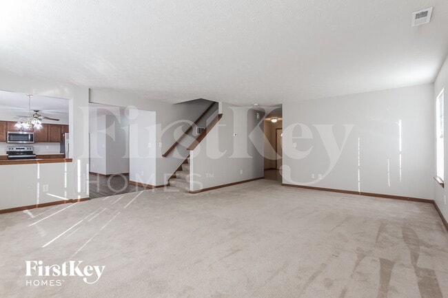 Photo - 1117 Central Park Blvd N