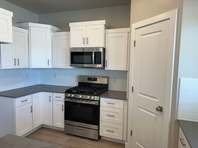Photo - Cedar City 3 Bed | 2 Bath | 2 Car Townhome