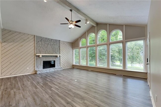 Photo - 2426 Emberwood Ct