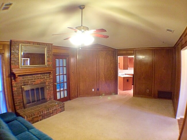 Photo - Charming 4 Bedroom 2.5 Bath Home In RISD!
