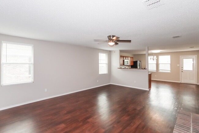 Photo - 3512 Butler Dr