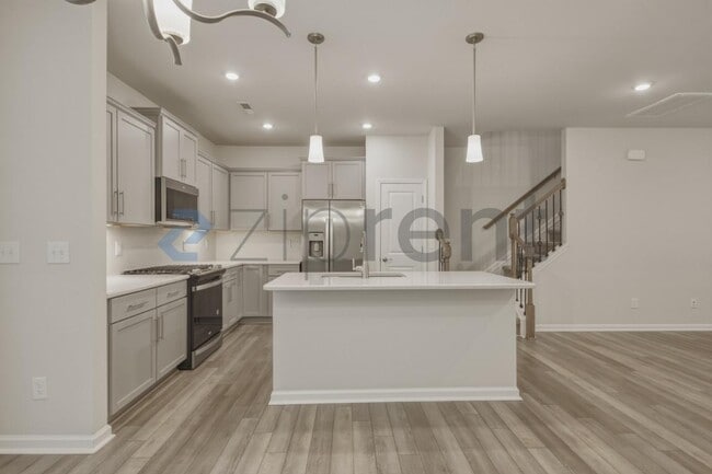 Photo - 1015 Badlands St