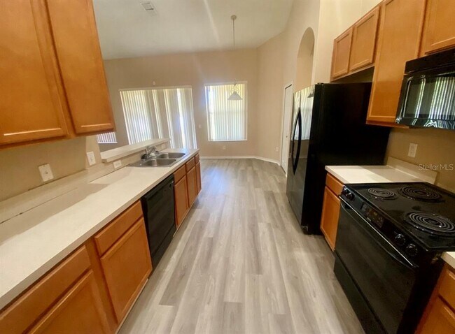 Photo - 1239 Dunbrooke St