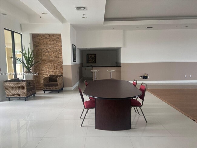 Photo - 4242 NW 2nd St Unit 1614