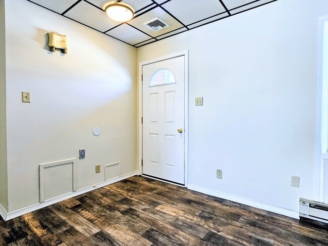 Photo - 110 Stanley Ave