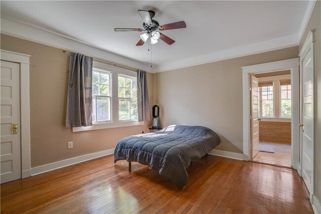 Photo - 8010 S Claiborne Ave
