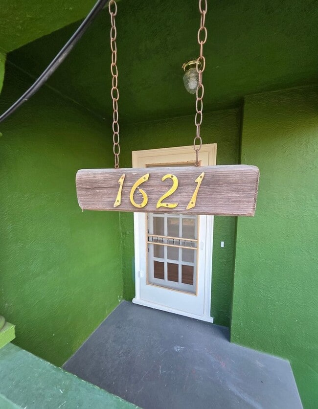 Photo - 1621 E 38th St