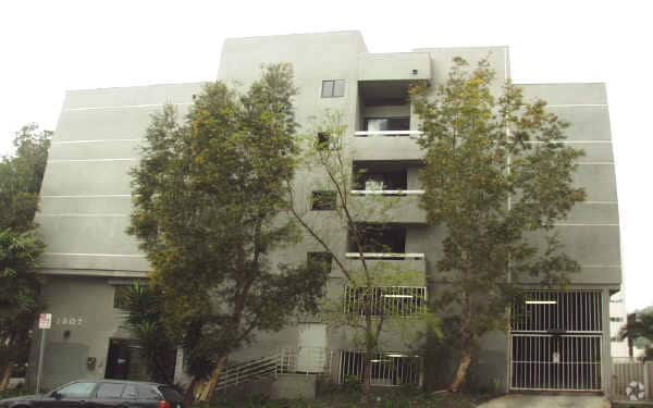 Photo - Franklin Place