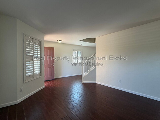Photo - 6903 W Lawrence Ln