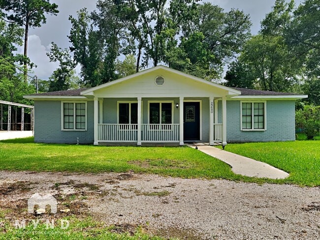 Building Photo - 23640 1st St Rental