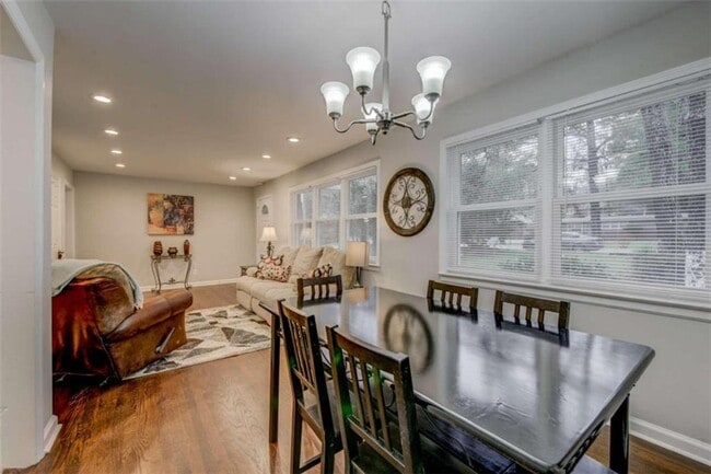 Photo - 3041 Pasadena Dr