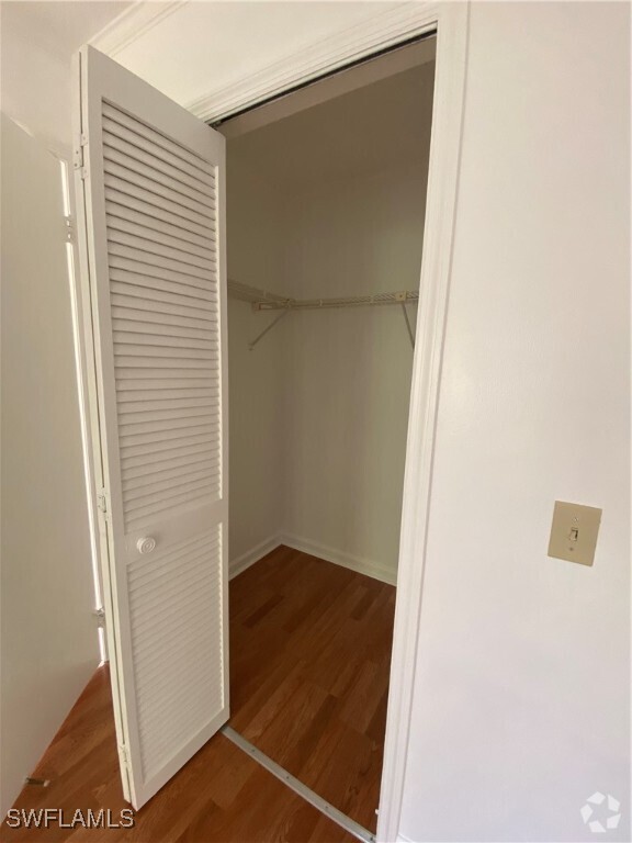 Building Photo - 5294 Treetops Dr Unit I-203 Rental