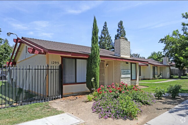 Photo - Lincoln Garden Apartments