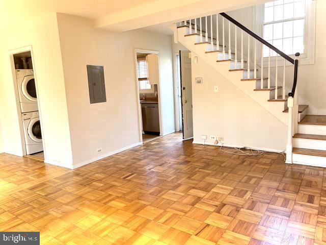 Photo - 1634 Ripon Pl