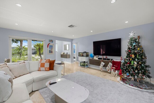 Photo - 6251 NE 19th Terrace