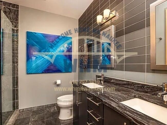 Photo - 239 E Chicago St Unidad Apt 307