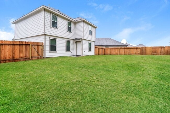 Building Photo - 13528 Stonecat Dr