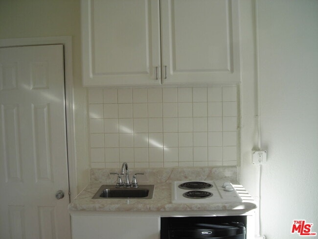 Photo - 729 S Union Ave Unit 228