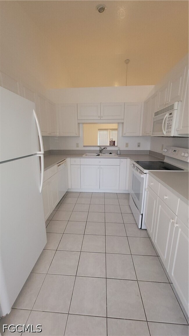 1010 SE 12th Terrace