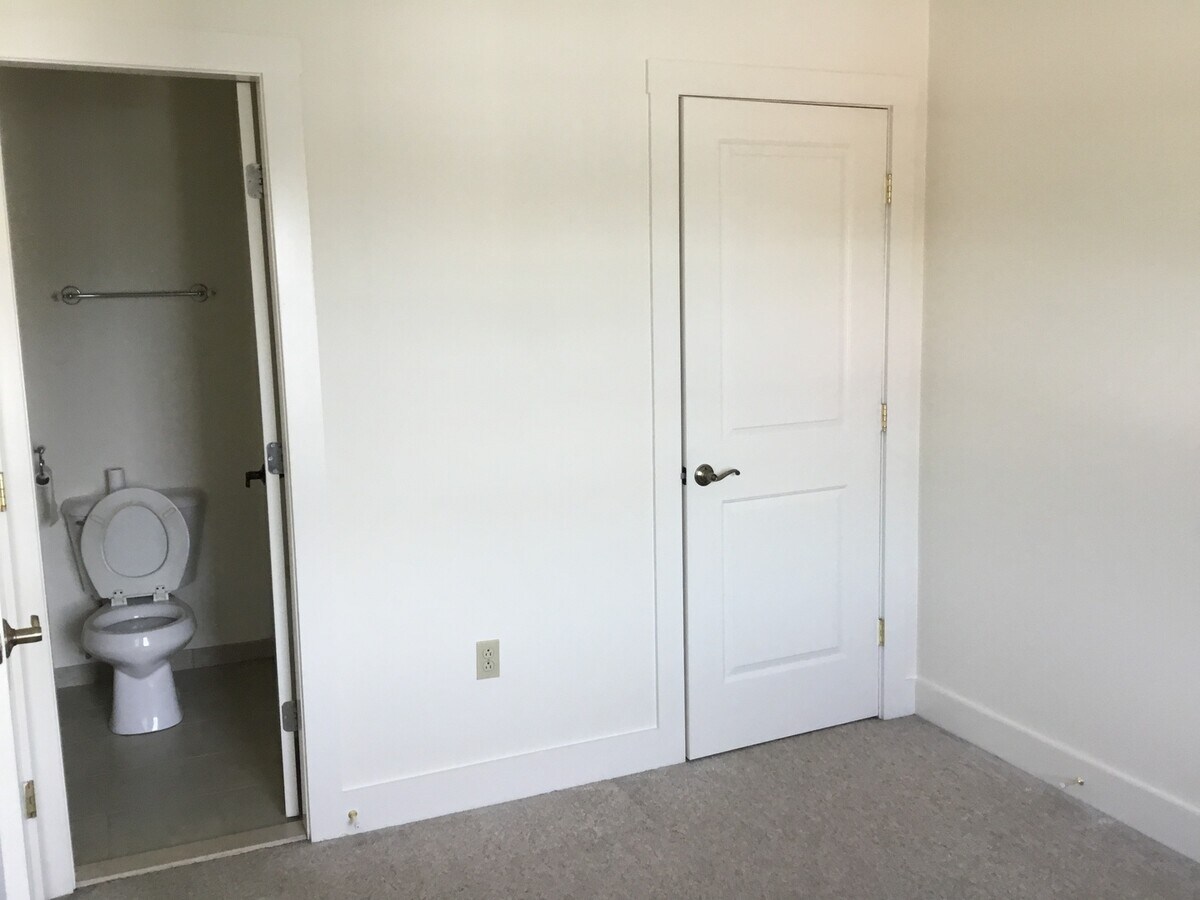 Photo - 9 State St Unidad 2B