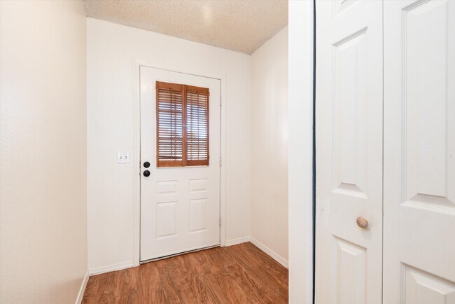 Photo - 8972 W Dartmouth Pl