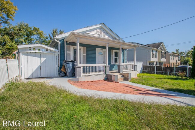 Photo - 4 br, 2 bath House - 805 Eastern Ave