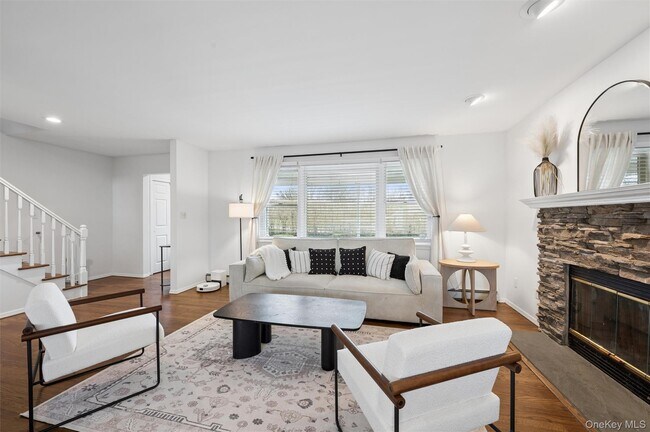 97 Grant Dr