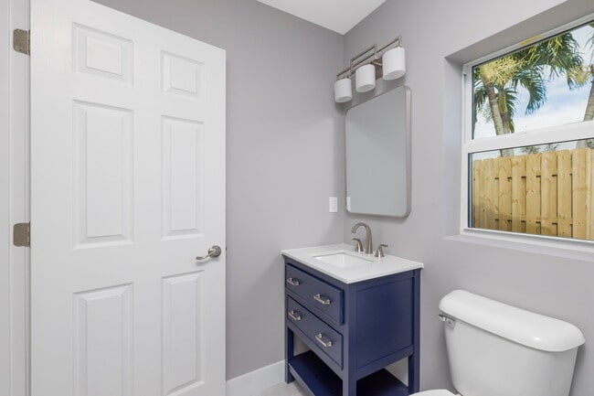 Photo - 1036 NE Wright Ave