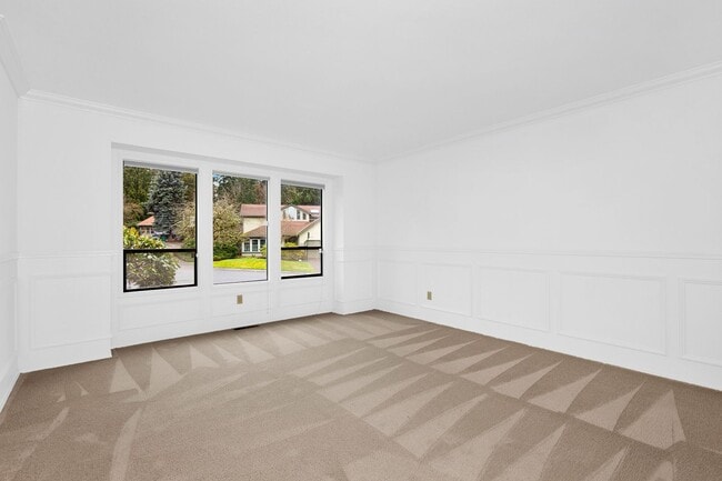 Photo - Open 3 Bedroom in Nice Neighborhood Close to Everything