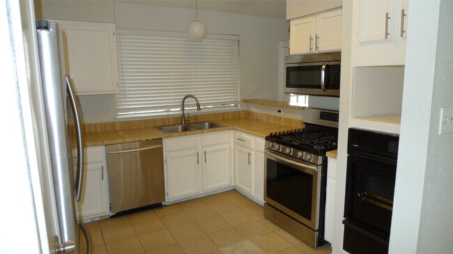 Photo - 7015 Caladero Dr