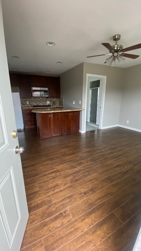 Building Photo - 770 S Walnut St Rental