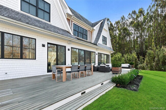 Photo - 94 Merchants Path