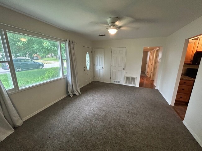 Photo - Well-maintained 3-bedroom, 1-bath house in a great location