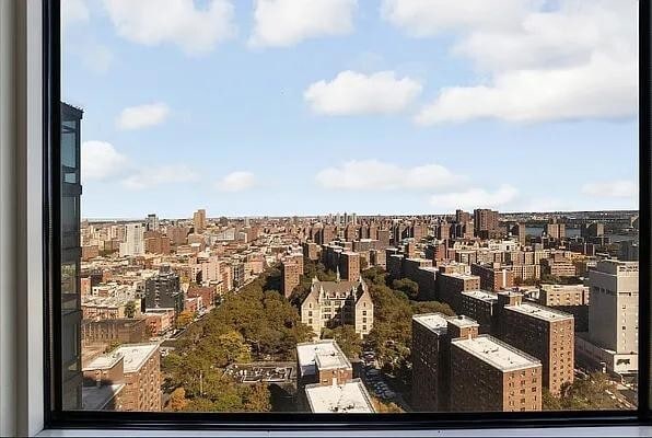217 E 96th St Unit 34CB