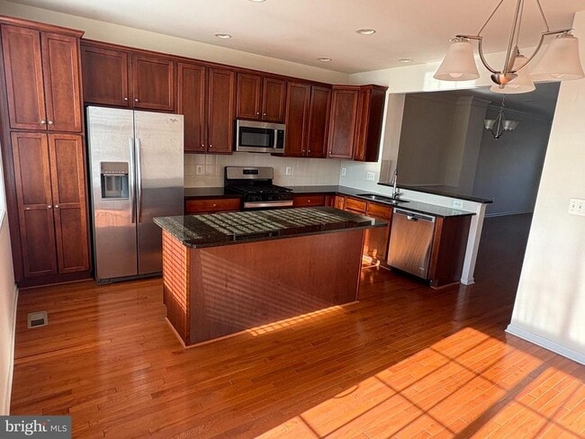 Photo - 43141 Whelplehill Terrace