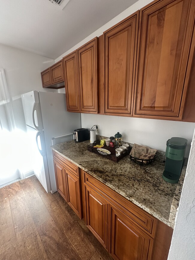 Photo - 381 S Cobble Ct