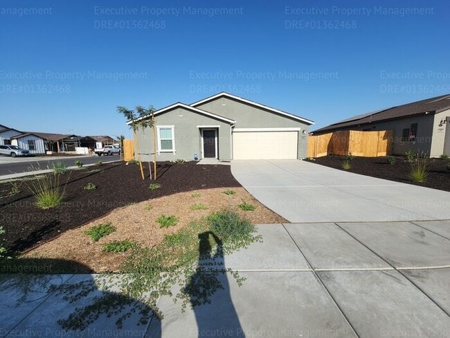 Newly constructed 4 bedroom/ 3 bathroom co... - Newly constructed 4 bedroom/ 3 bathroom co... House