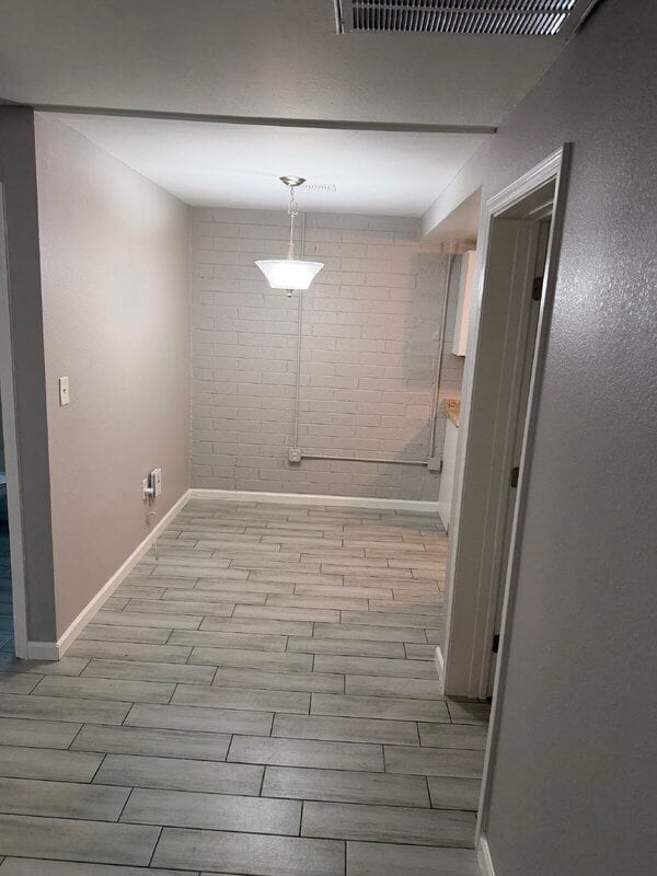 Photo - 561 S Meridian Rd Unit #2