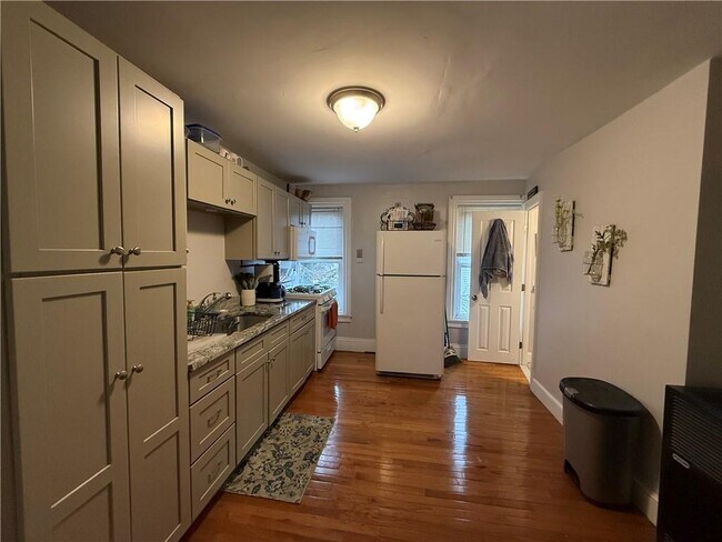 Photo - 251 High St Unidad 3