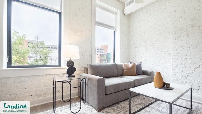 Photo - 425 20th St S Unit 205.579038