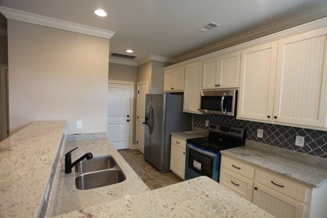 Photo - Townhome at Runningvine!
