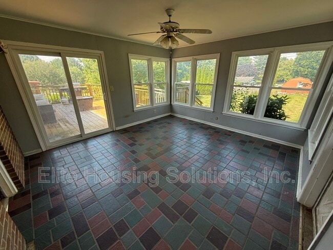 Photo - 820 N 16th St