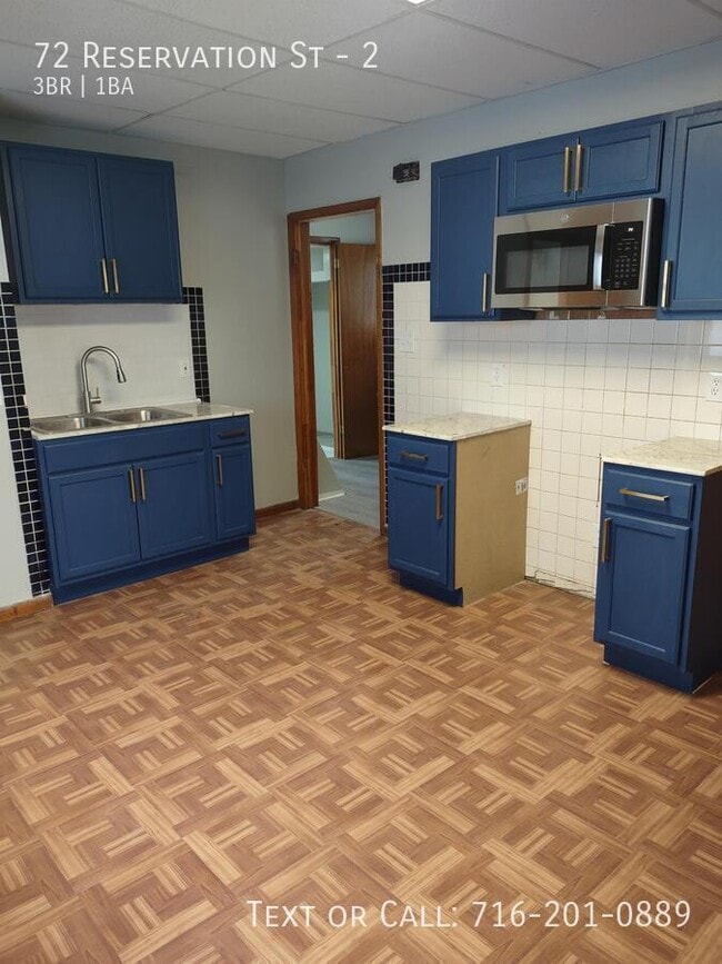 Building Photo - 72 Reservation St Unit 2