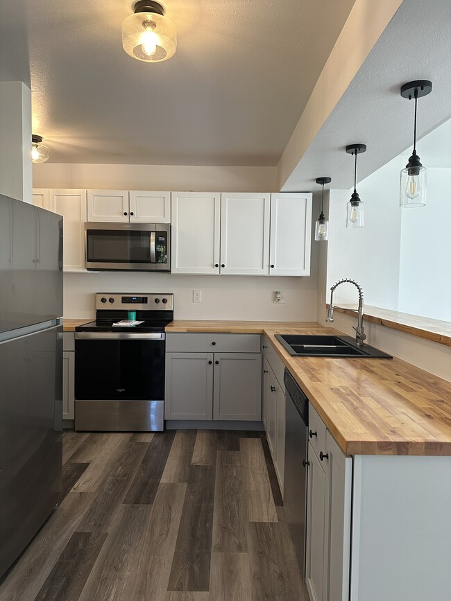 Photo - Valley View Estates A Unit 5