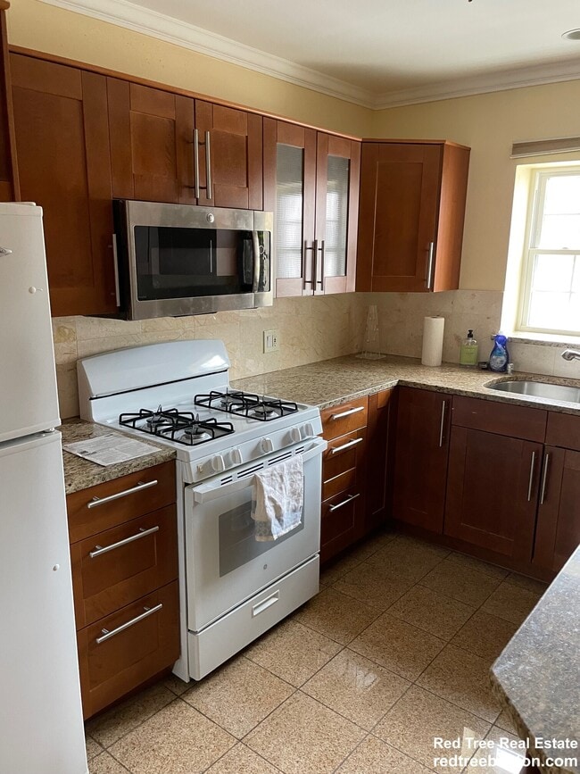 Photo - 204 Lake Shore Rd Unit 1