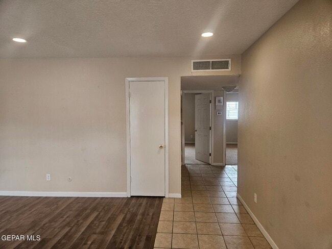 Photo - 6816 Alto Rey Ave